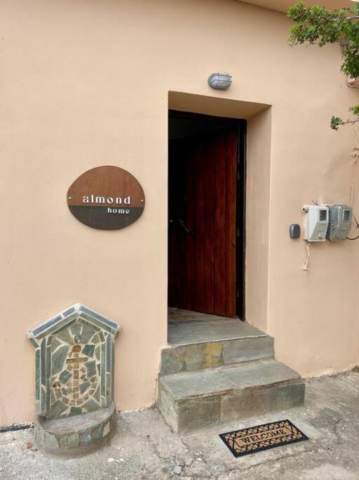 Almond Home Livadia  Ngoại thất bức ảnh